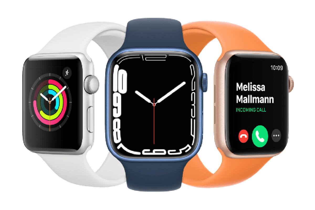 Tres relojes inteligentes Apple Watch Series 7.