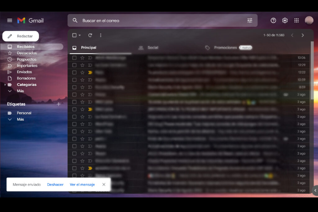 Captura de pantalla de Gmail con la opción Deshacer al enviar un correo.