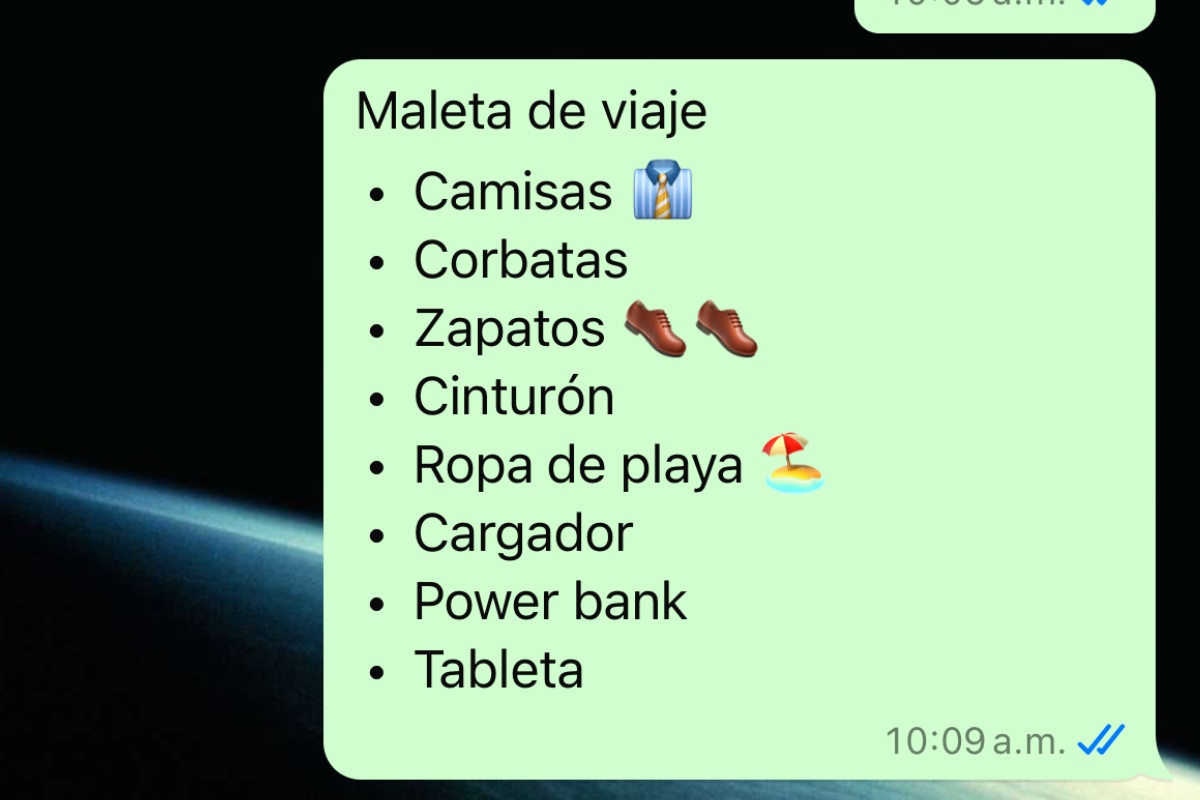 Lista con puntos en WhatsApp. 