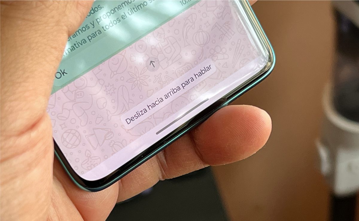 Cómo activar los audios en vivo en los grupos de WhatsApp