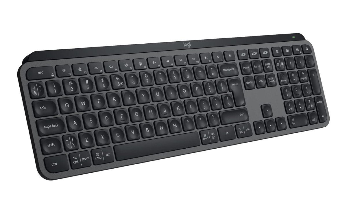 Teclado inalámbrico Logitech MX Keys S sobre un fondo blanco.