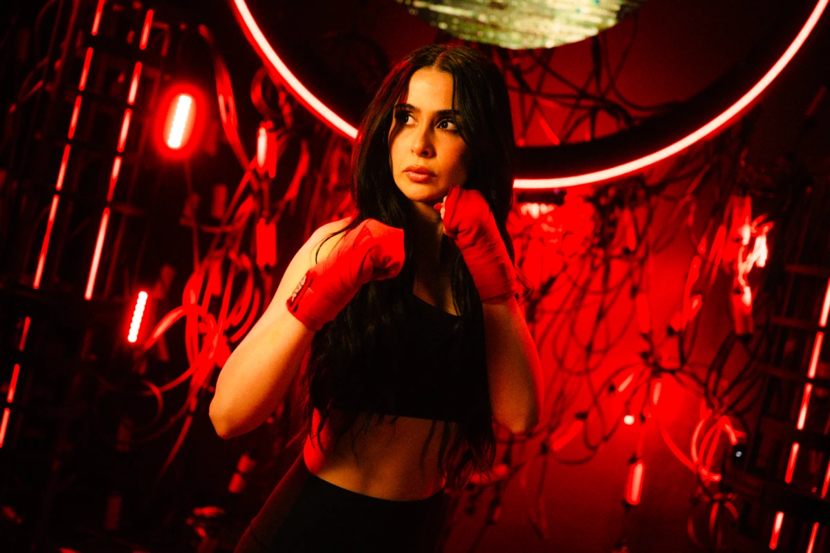 Netflix presenta tráiler oficial de Supernova: Génesis