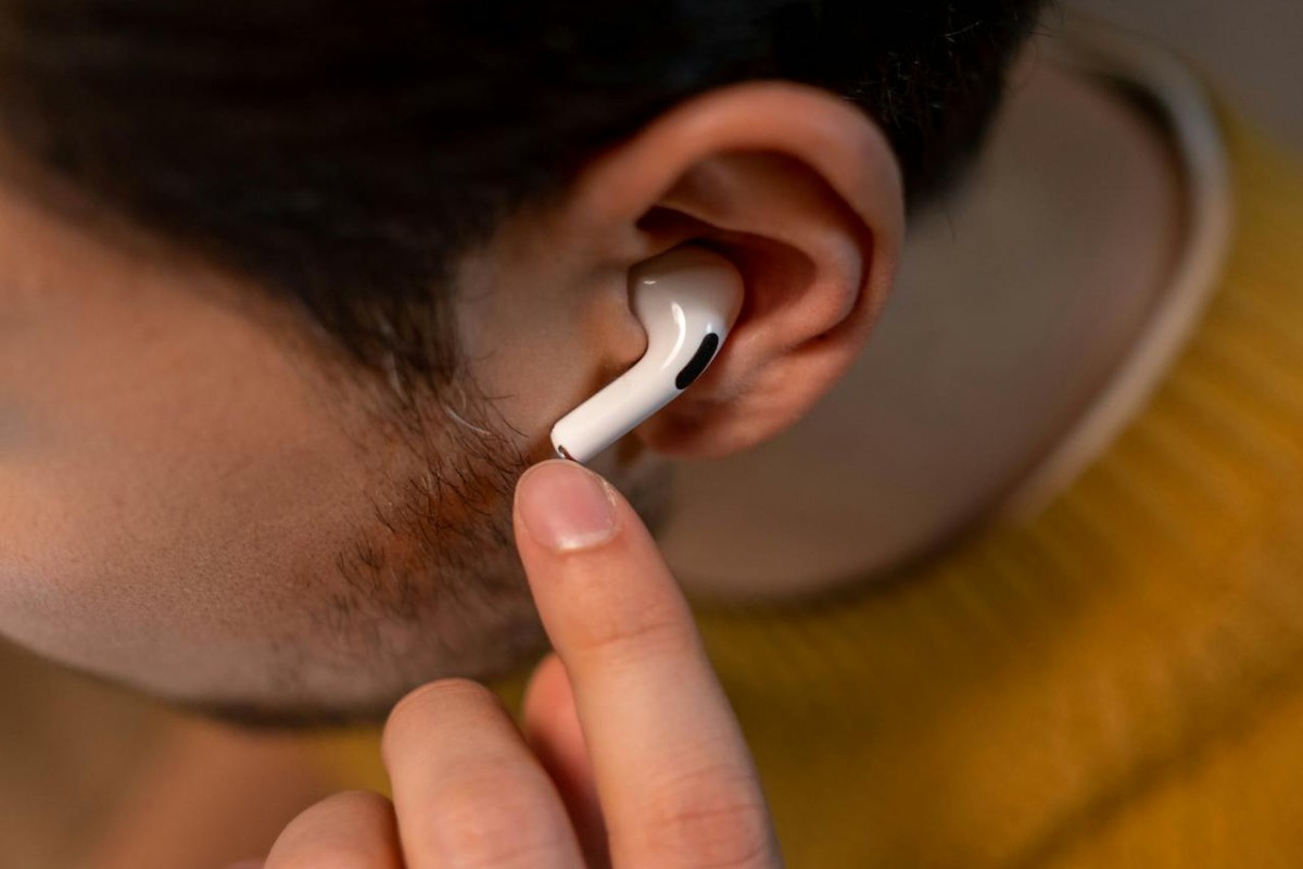 Apple entra a la fase final de pruebas de sus AirPods con cámara
